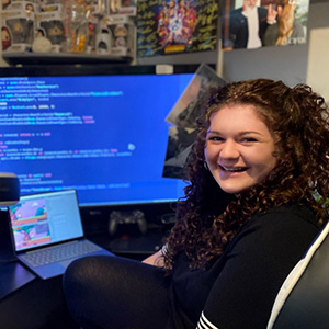 Learner Hollie Shakesheff in front of computer