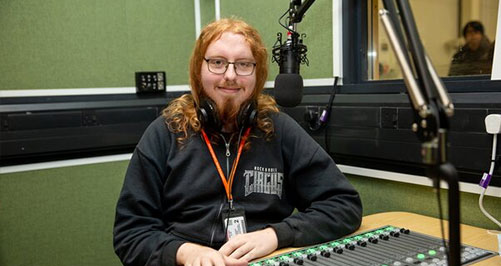 10-passion Student in recording studio