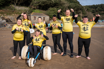 ILS students at the beach