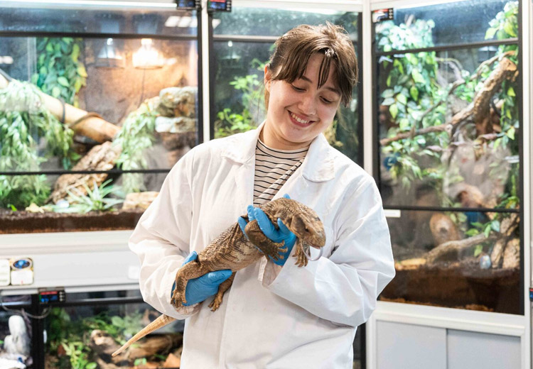 Student with lizard