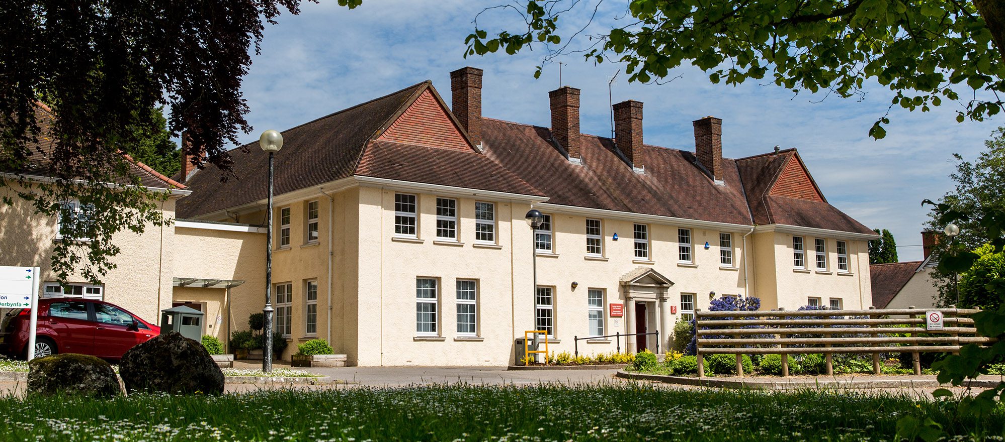 Usk campus building