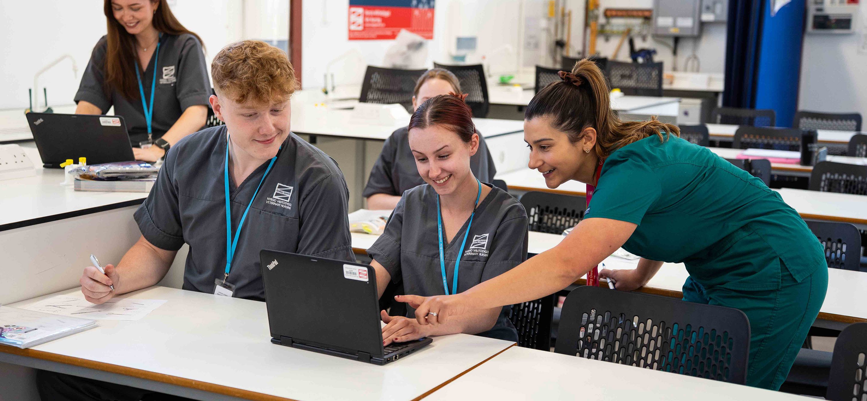 Vet Nursing students with tutor in classroom